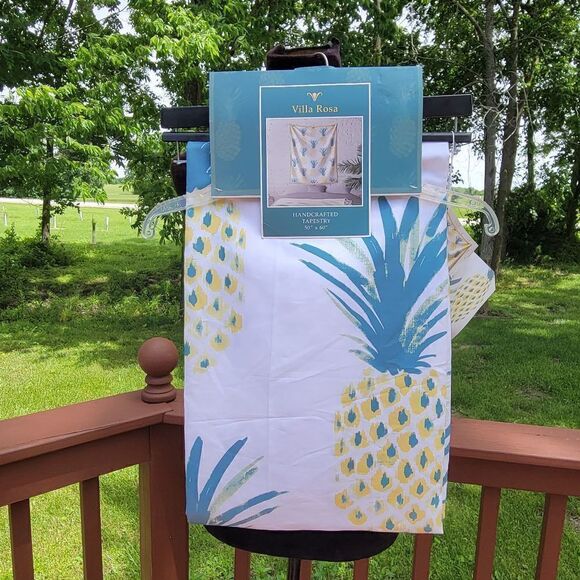 VILLA Rosa Handcrafted Pineapple Tapestry for your Bedroom Living Room or Dorm - Picture 1 of 9